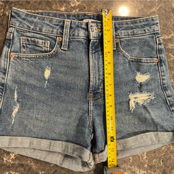 Old Navy High Rise Shorts - Picture 6 of 6